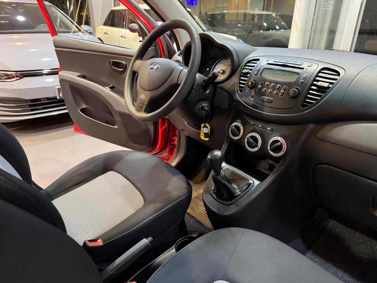 Hyundai i10 1.1 49.000 KM IMPECCABILE !