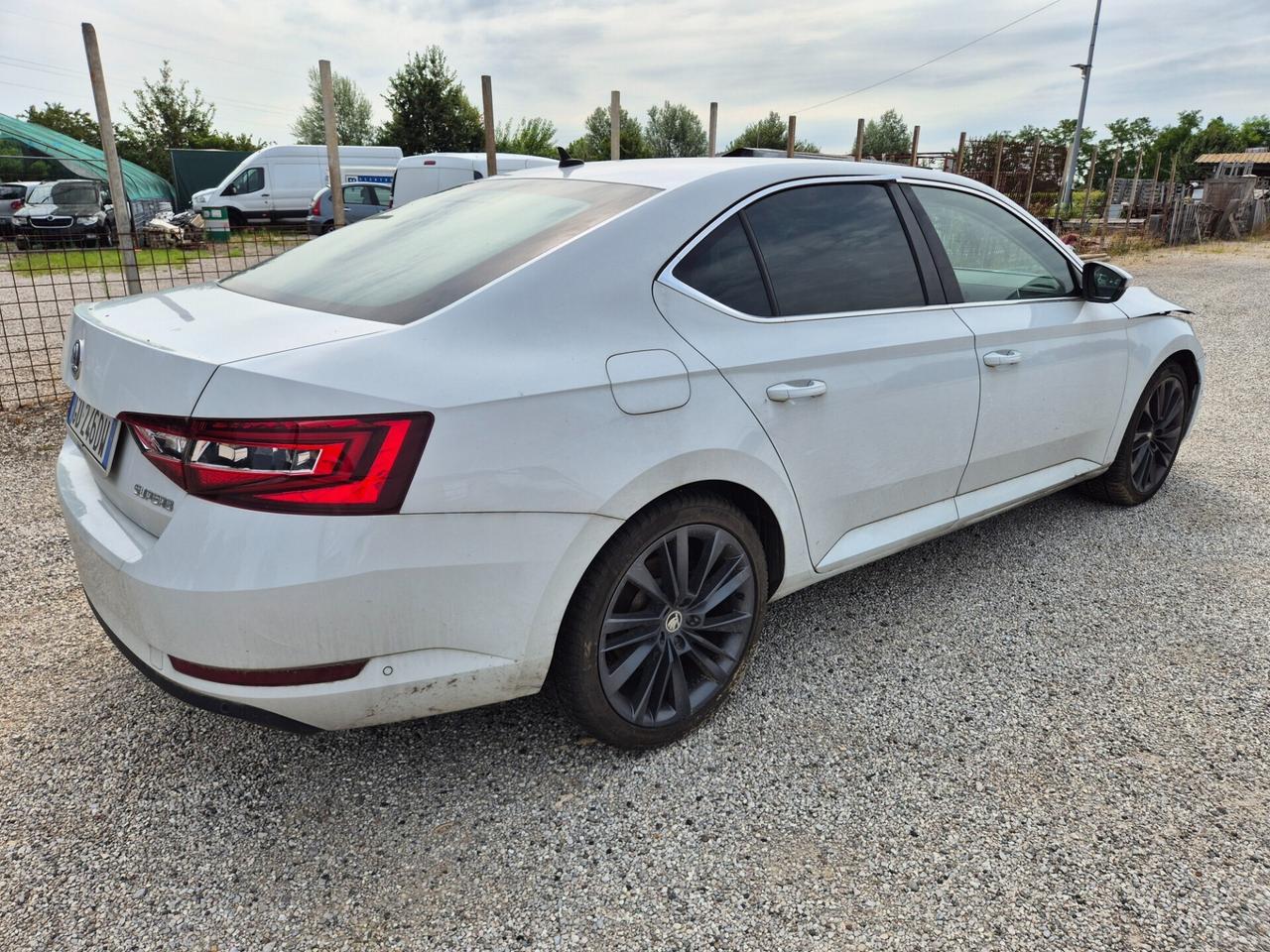 Skoda Superb 2.0 TDI 190 CV SCR DSG Style