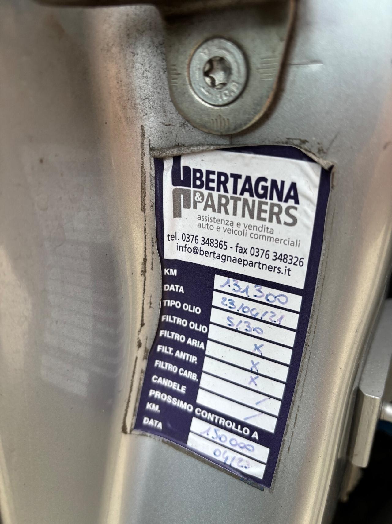 Opel Corsa 1.0 12V 5 porte Enjoy OK Neopatentati