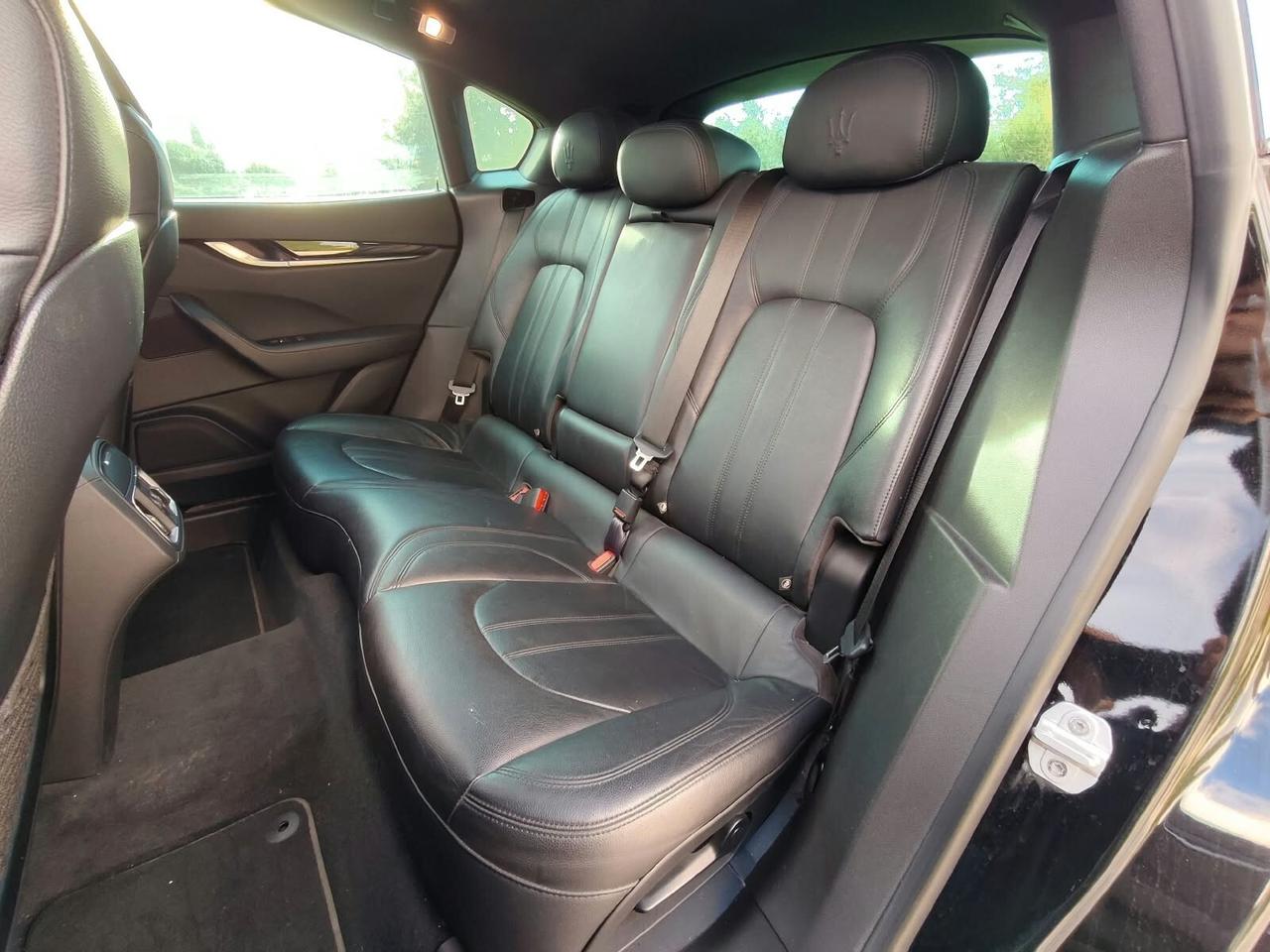 Maserati Levante V6 Diesel 275 CV AWD Gransport