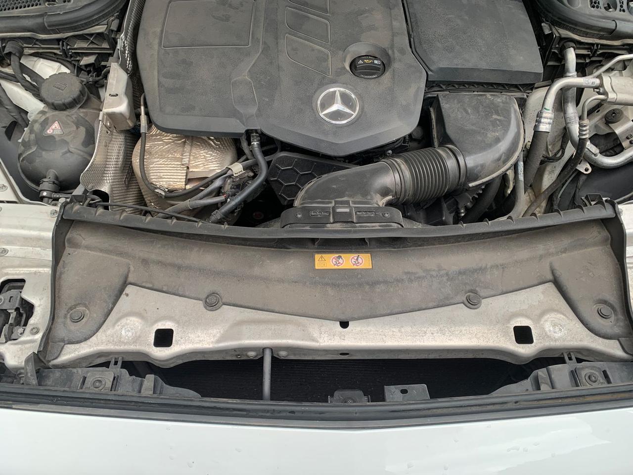 Mercedes-Benz E 220 E-Class E #6086