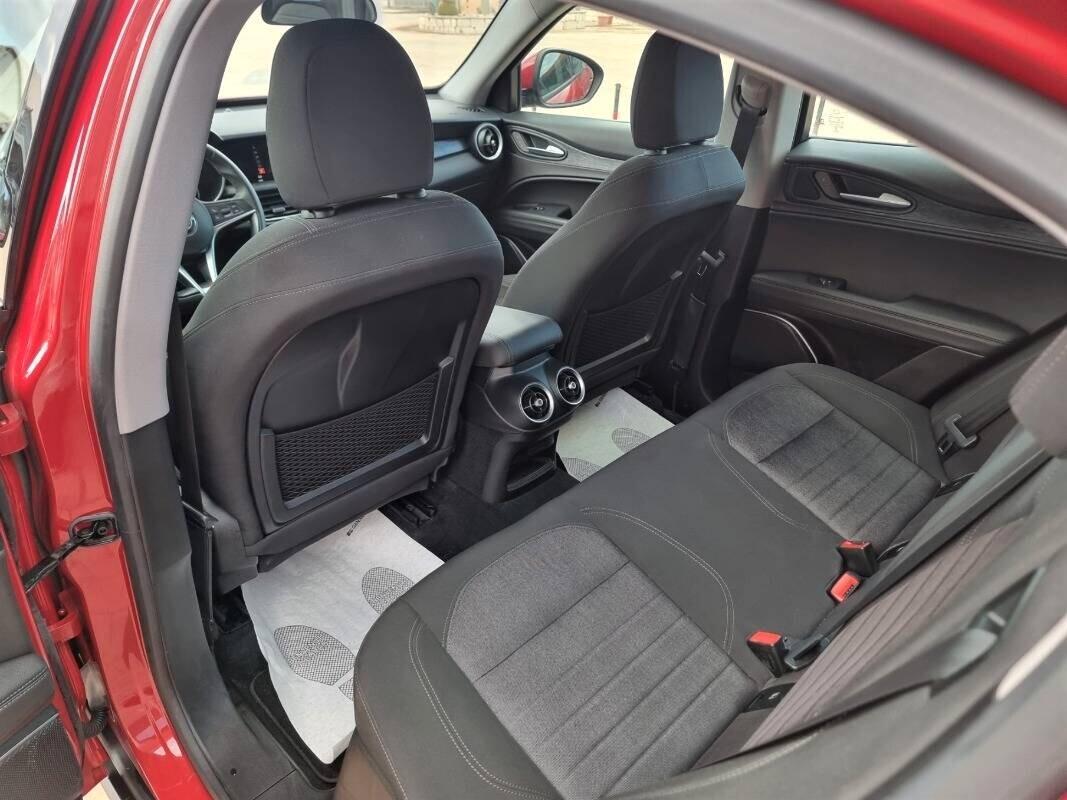 Alfa Romeo Stelvio 2.2 Turbodiesel 190 CV AT8 RWD Business