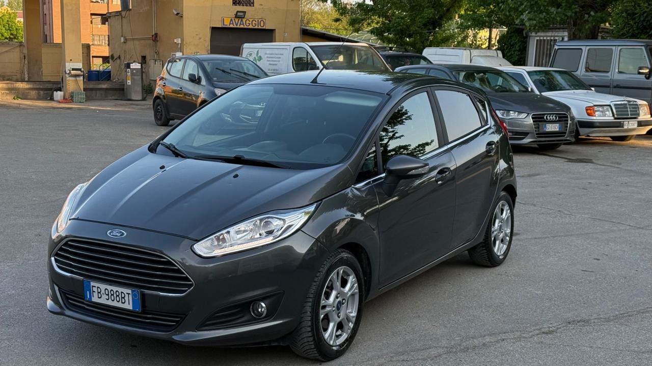 Ford Fiesta 1.0 EcoBoost 100CV 5 porte Powershift Titanium