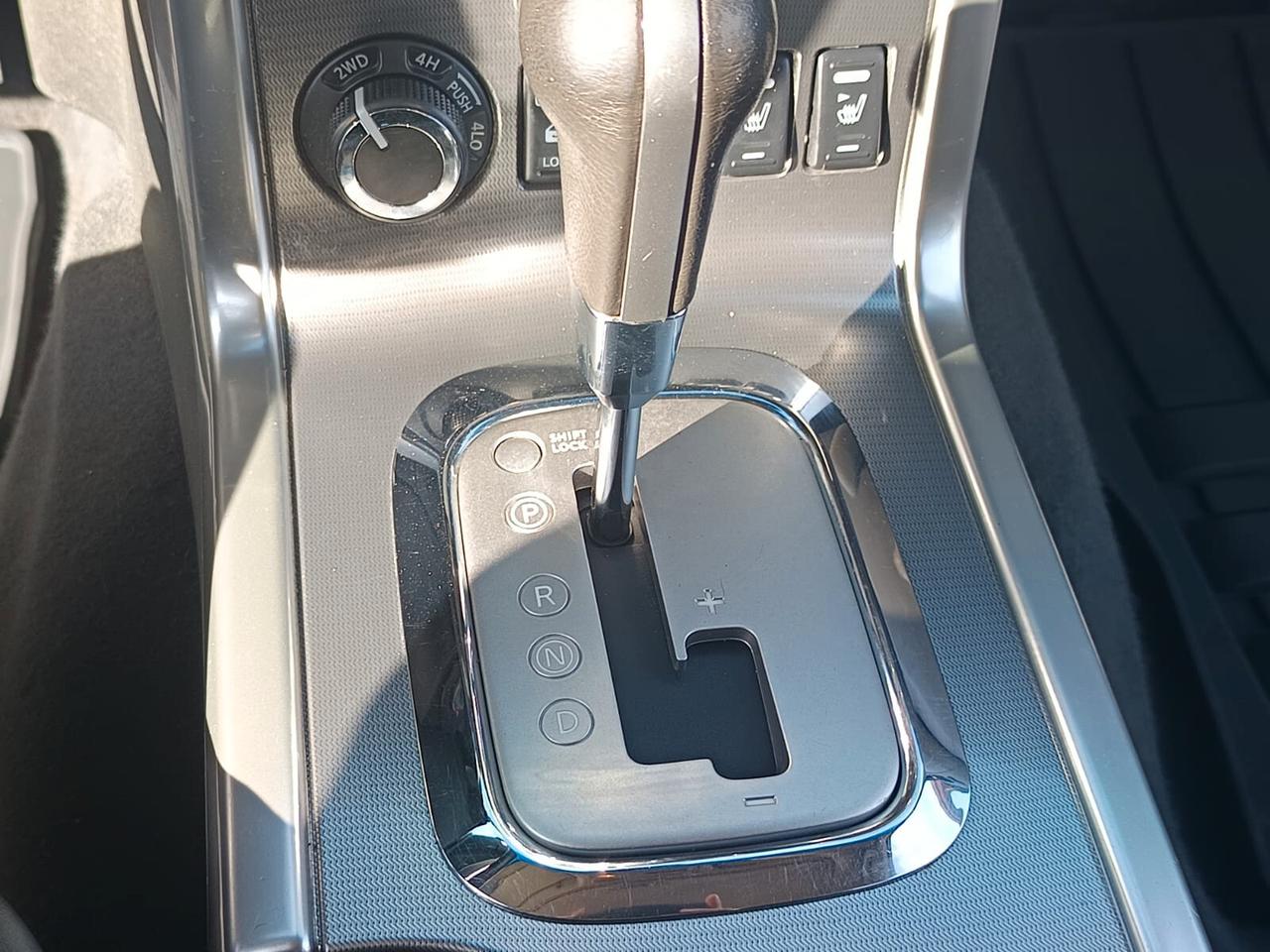 Nissan Navara double cab 4wd 2011 - 2.5 diesel Lb automobili