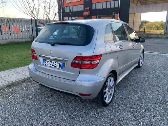 MERCEDES-BENZ B 180 CDI Premium