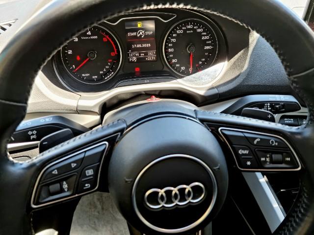 AUDI Q2 30 TDI S tronic Identity Black