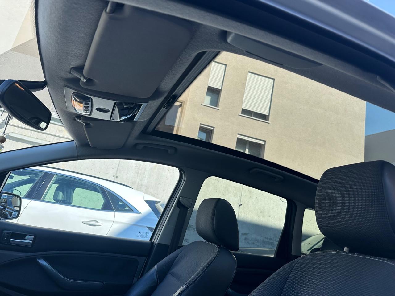 Ford C-Max 1.6 TDCi 110 CV Titanium