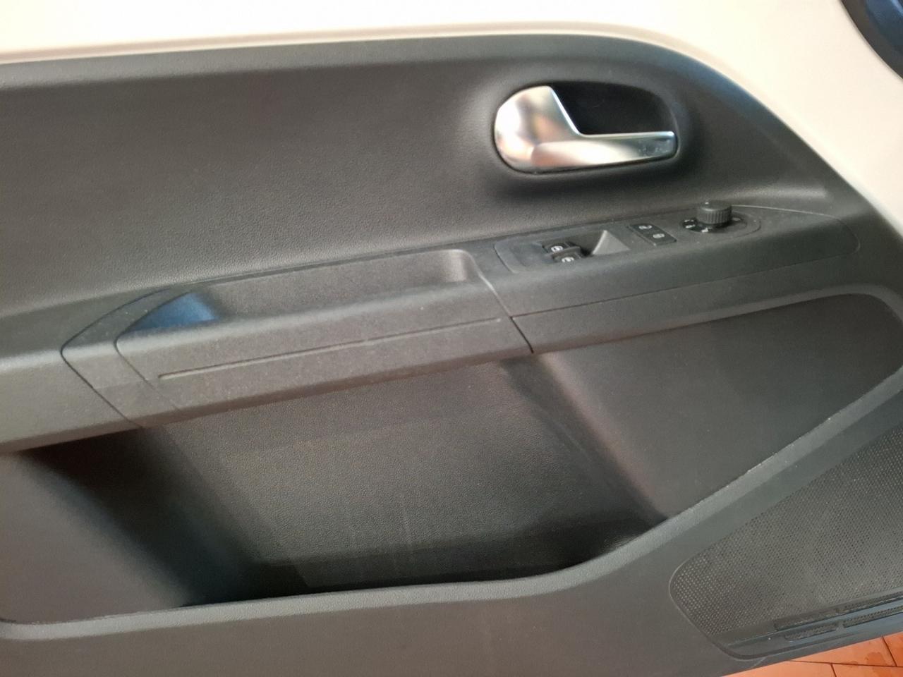 Seat Mii 1.0 68 CV 5 porte Style Ecofuel