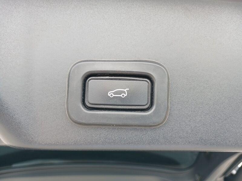 Land Rover Range Rover Evoque 2.0 D150 R-Dynamic S AWD auto