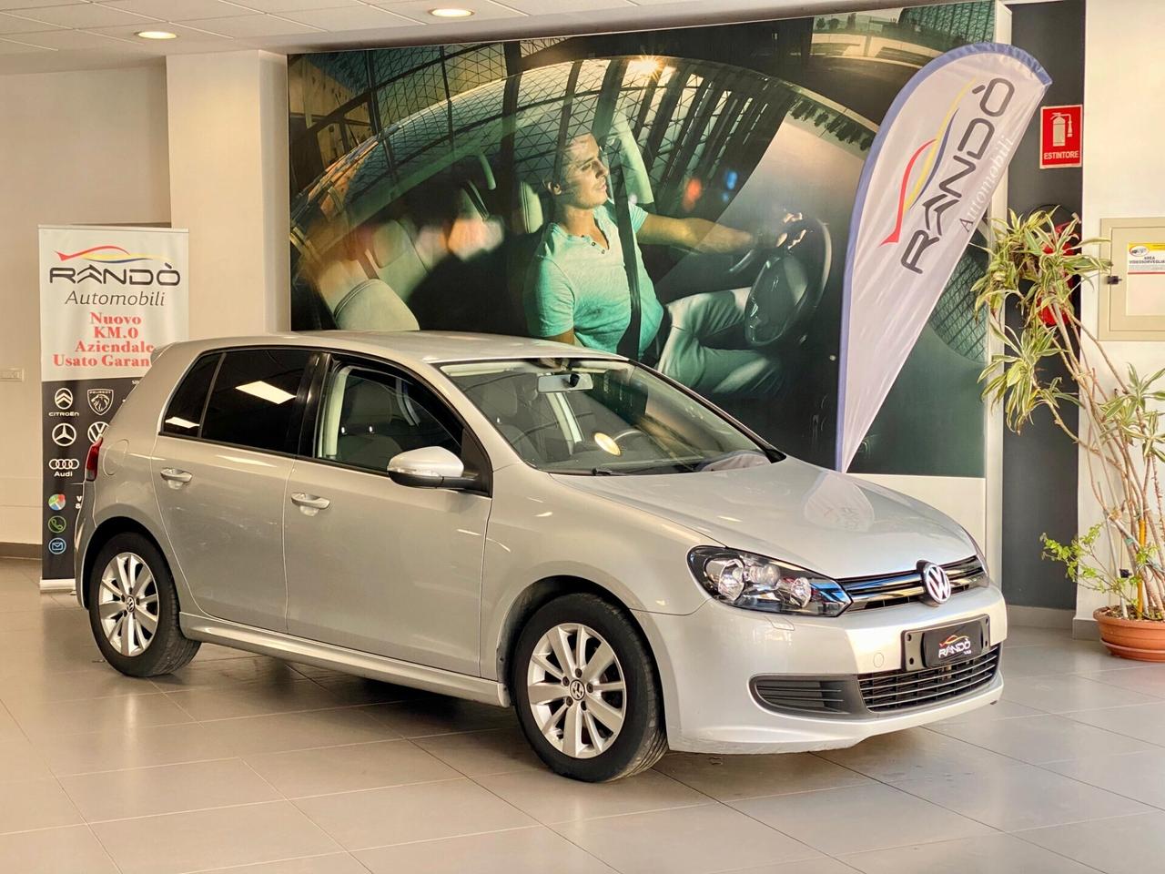Volkswagen Golf 6 1.6 TDI 105CV 5P. Comfortline