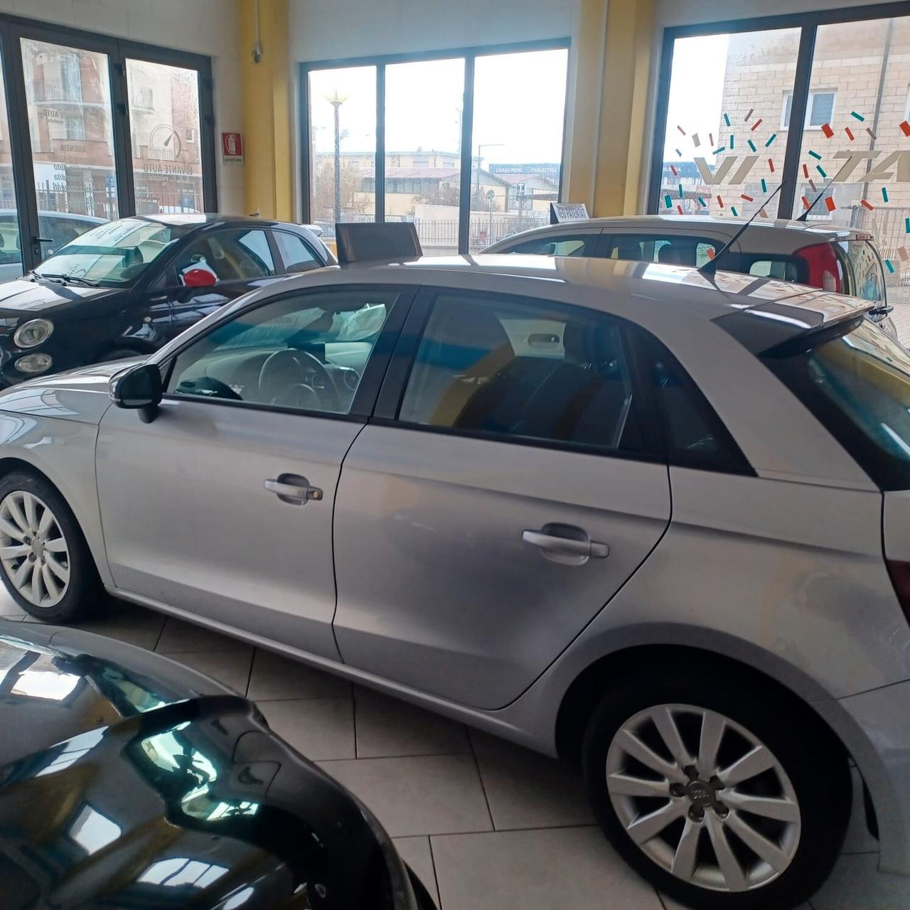 NEOPATENTATI AUDI A1 SP 1.4 TDI KM 146.388