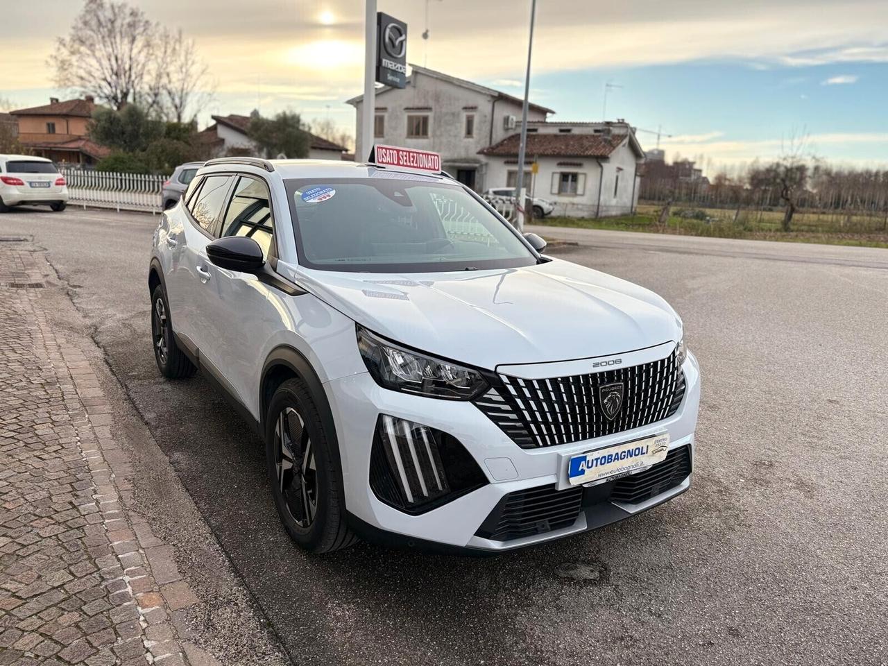 Peugeot 2008 ALLURE PureTech 100 6mt SPOTICAR