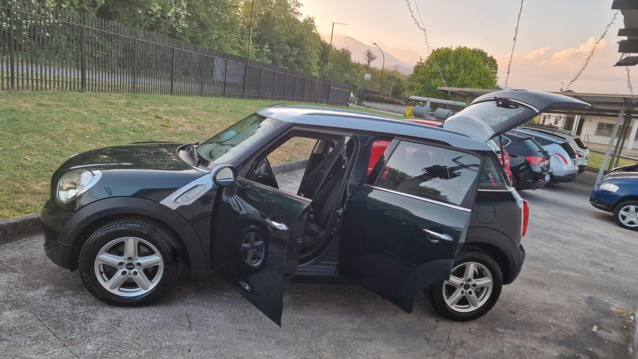 Mini Cooper Countryman 1.6 D - Nov2012