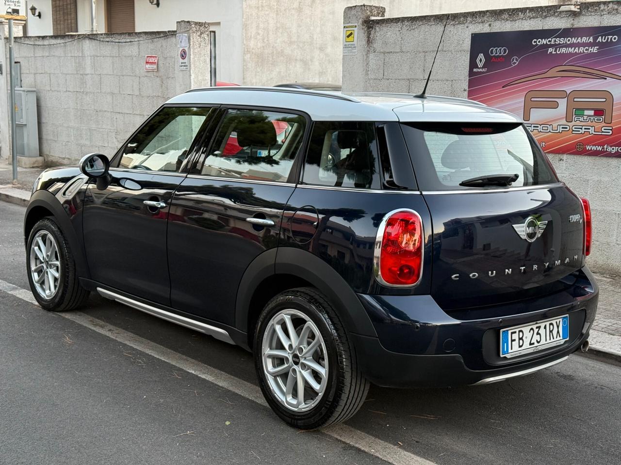 Mini Cooper D 2.0 110CV Countryman Autom - 2016