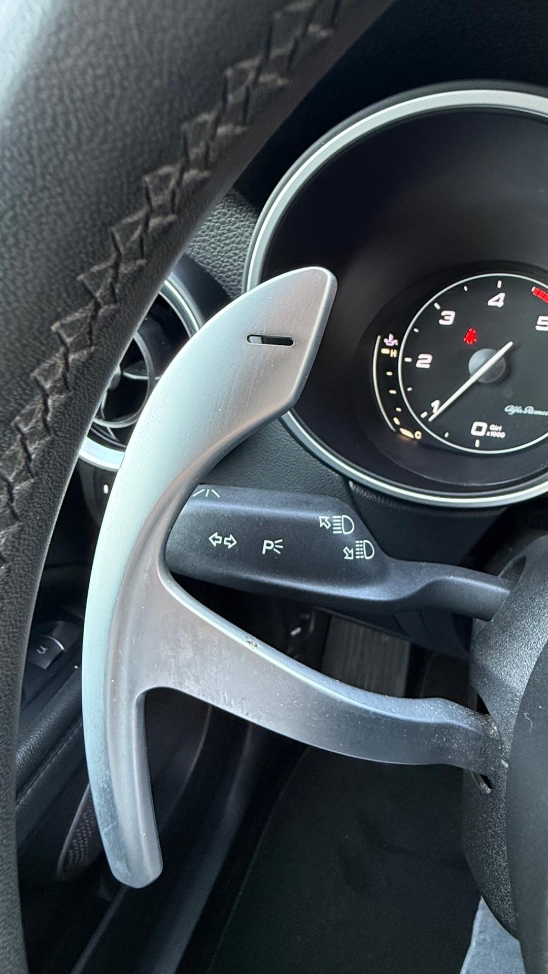 Alfa Romeo Stelvio 2.2 Turbodiesel 210 CV AT8 Q4 Super
