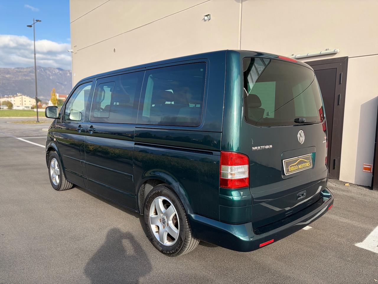 Volkswagen Multivan 2.5 TDI/174CV 4motion Highline