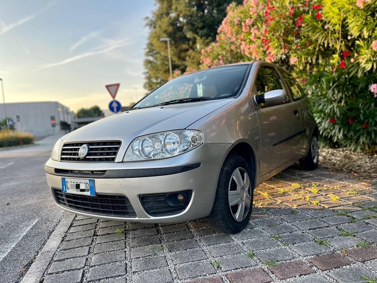 Fiat Punto 1.2 BENZINA GPL NUOVO 180.000 km