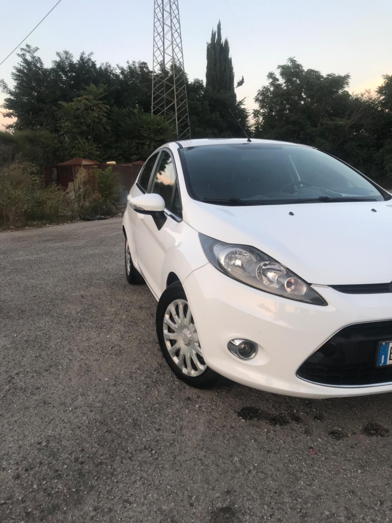 Ford Fiesta 1.4 TDCi 68CV Titanium unico proprietario