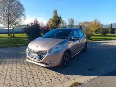 Peugeot 208 1.2 VTi 82 CV 5 porte Allure