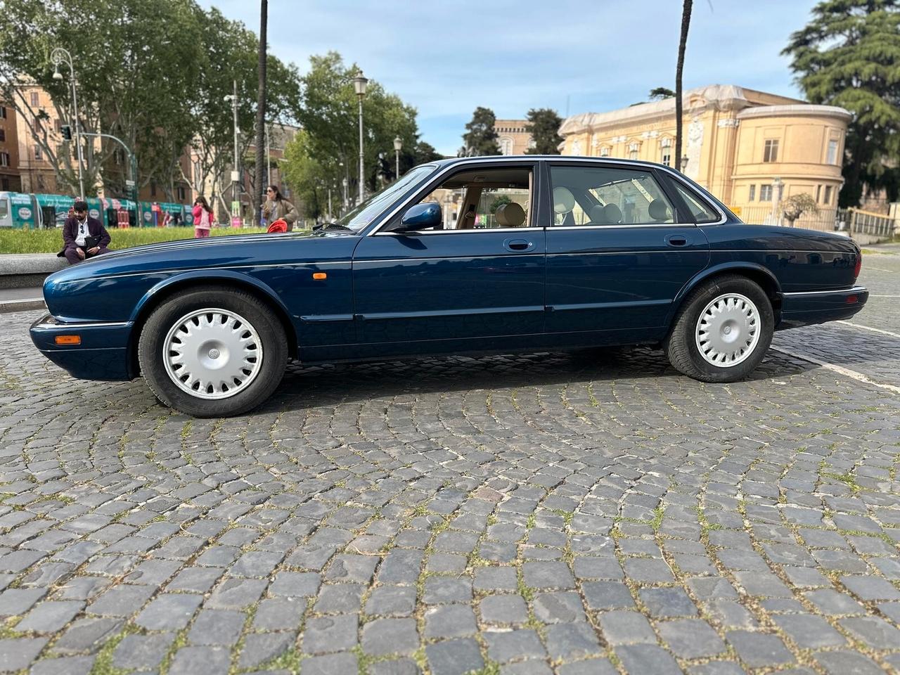 Jaguar Xj6 AUTOMATICA 85.000KM ORIGINALI ASI
