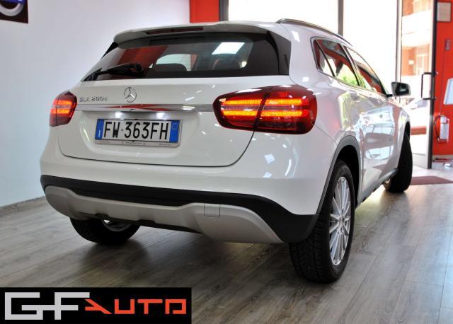 Mercedes-Benz GLA 200 GLA 200 d Executive auto * SOLO 38.000 KM *