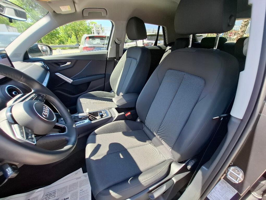 Audi Q2 35 TFSI S tronic Business Advanced