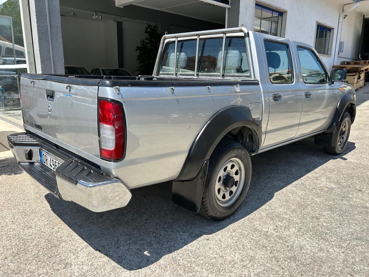 Nissan NP300 2.5 tdi PIck-UP Doppia Cabina