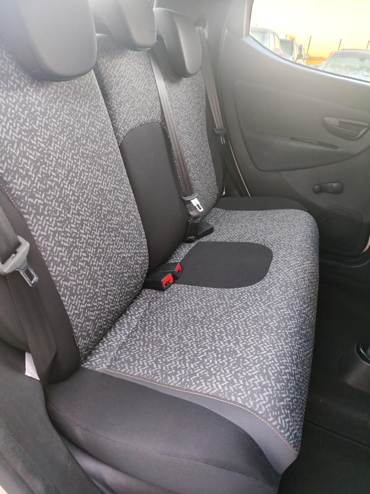 Lancia Ypsilon 1.2 69 CV 5 porte GPL Ecochic Monogram