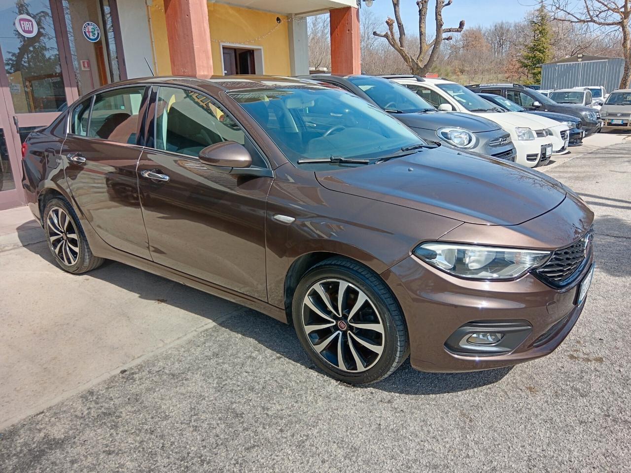 Fiat Tipo 1.6 MJT 120CV 4P NAVI RETROCAMERA