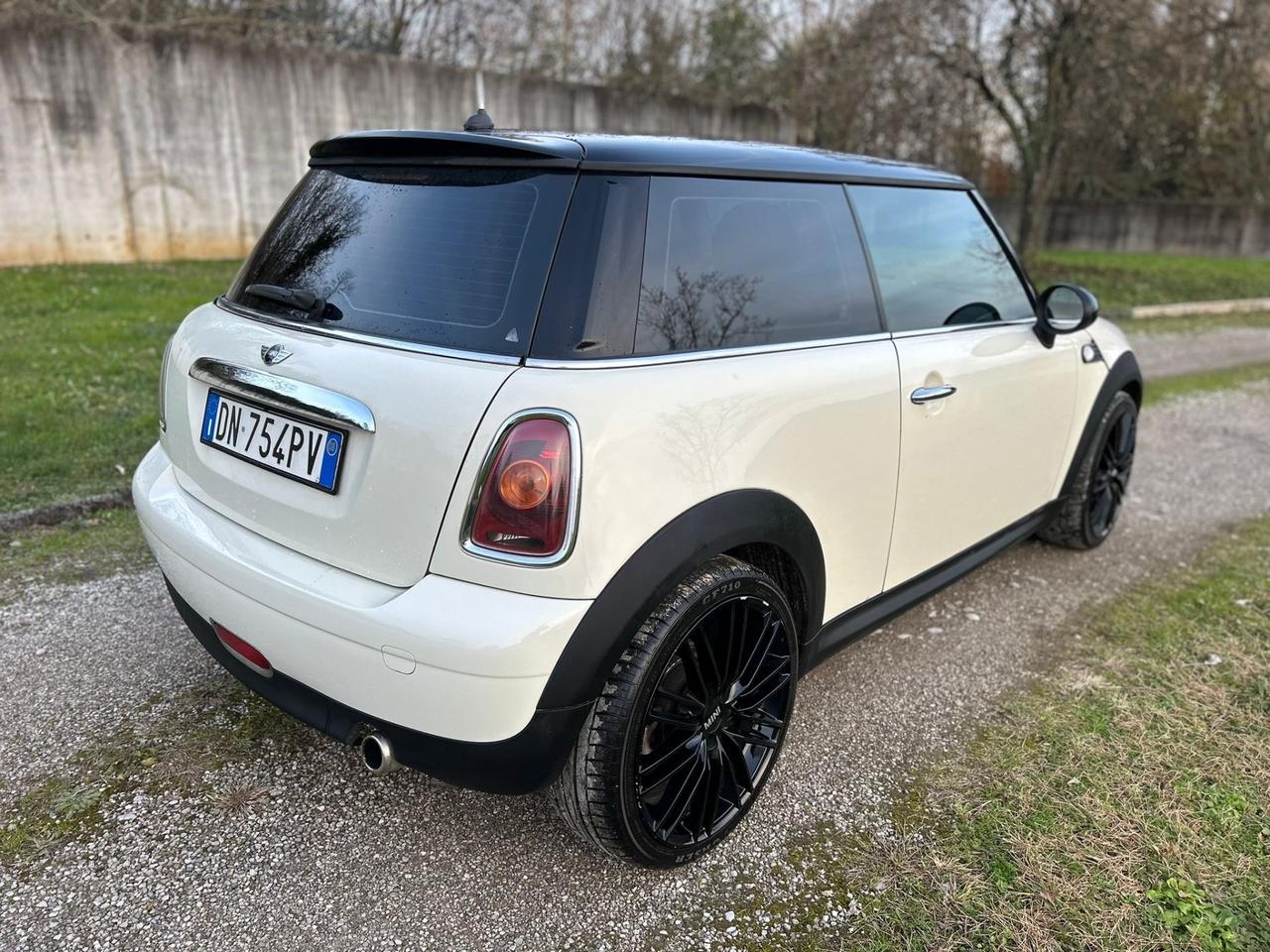 Mini 1.6 16V Cooper D