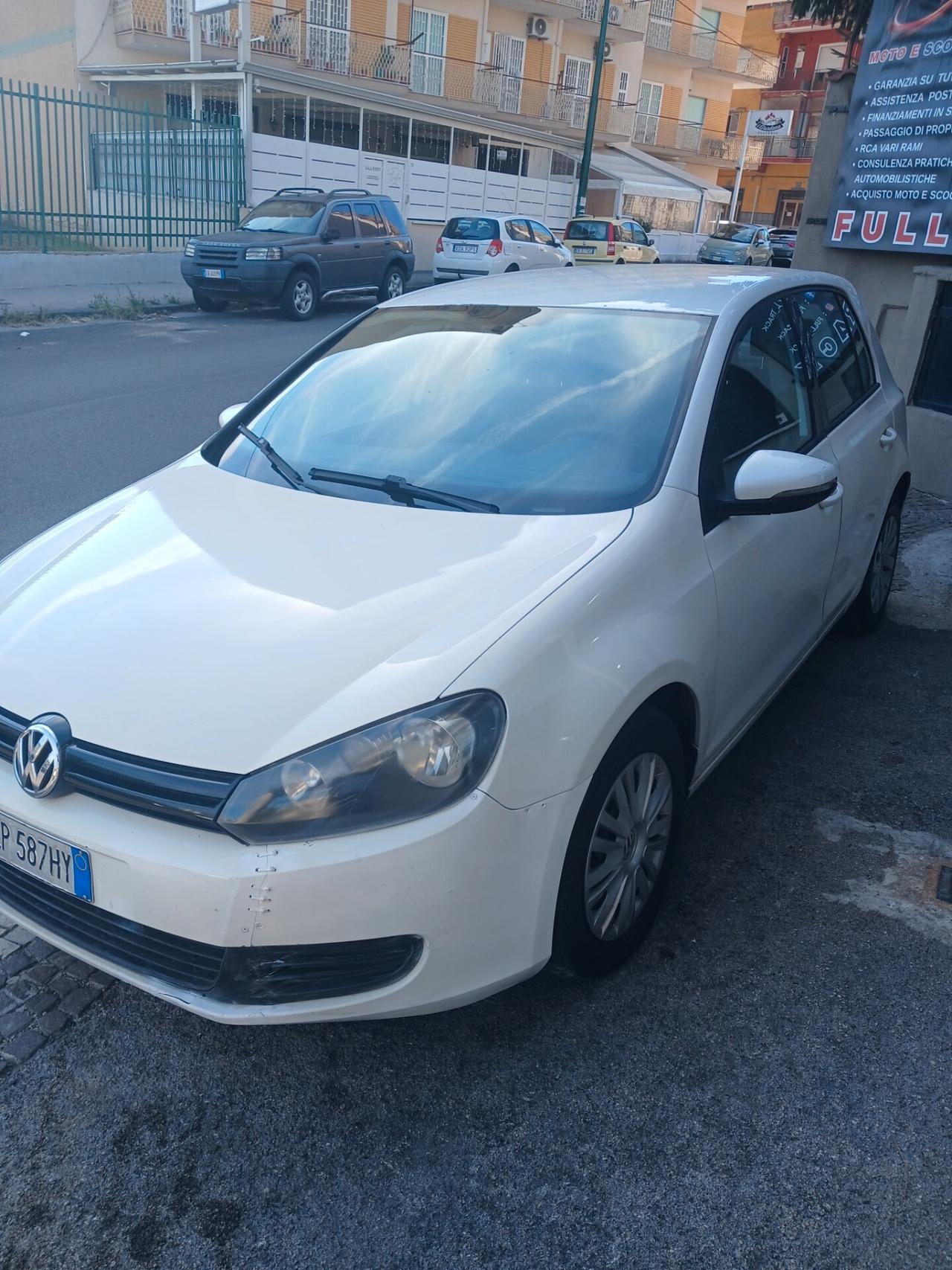 Volkswagen Golf 1.6 TDf