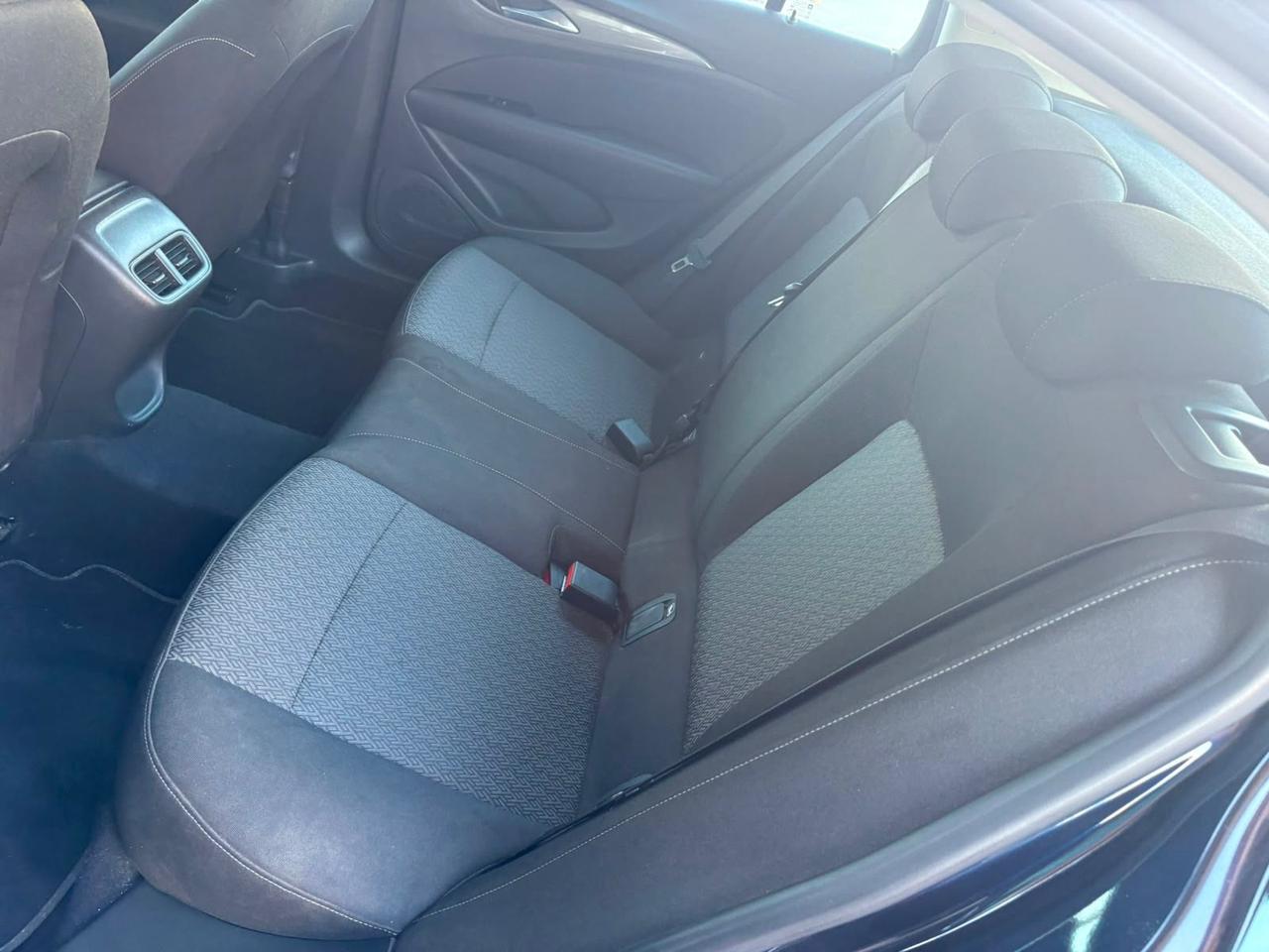 Opel Insignia 1.6 CDTI 136 CV S&S Grand Sport Business