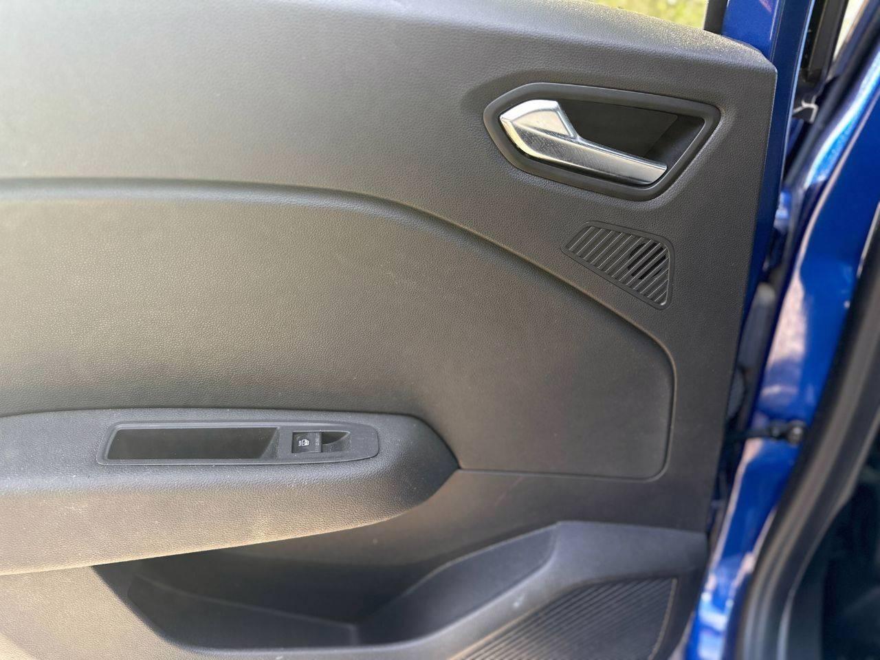 RENAULT Clio V 2023 - Clio 1.0 tce Techno 90cv