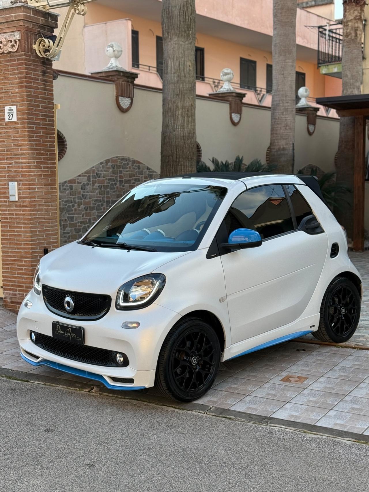 Smart ForTwo 90 0.9T twinamic cabrio Urbanrunner Proxy