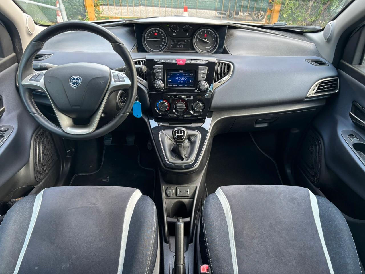 Lancia Ypsilon 1.2 69 CV 5 porte GPL Ecochic Mya OK Neopatentati