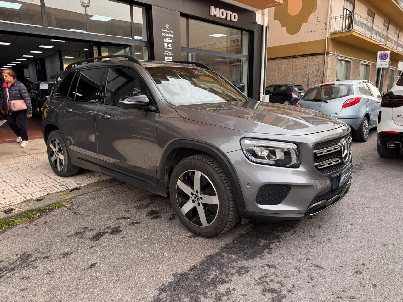 Mercedes-benz GLB 200 200d Automatic Executive tua da 300€ AL MESE ANTICIPO 0