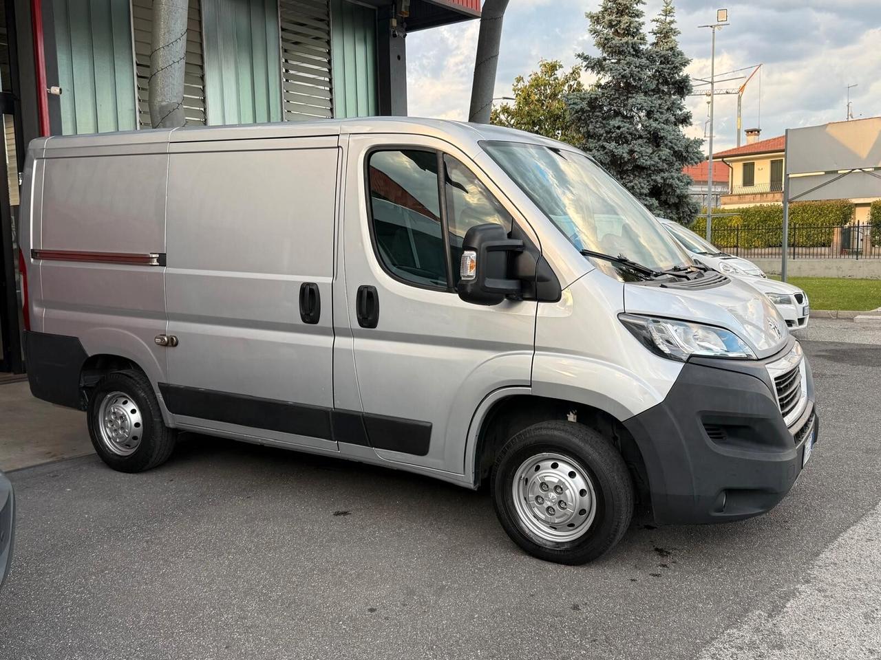 Peugeot Boxer 2.0 Blue-HDi 330 L1H1 Pro BlueHDi DUCATO /BOXER / JAMPER
