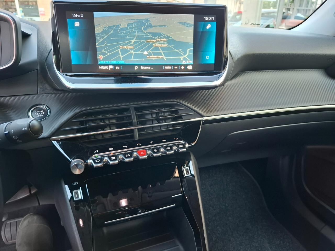 Peugeot 2008 Blue HDi 130 S&S EAT8 Allure Pack