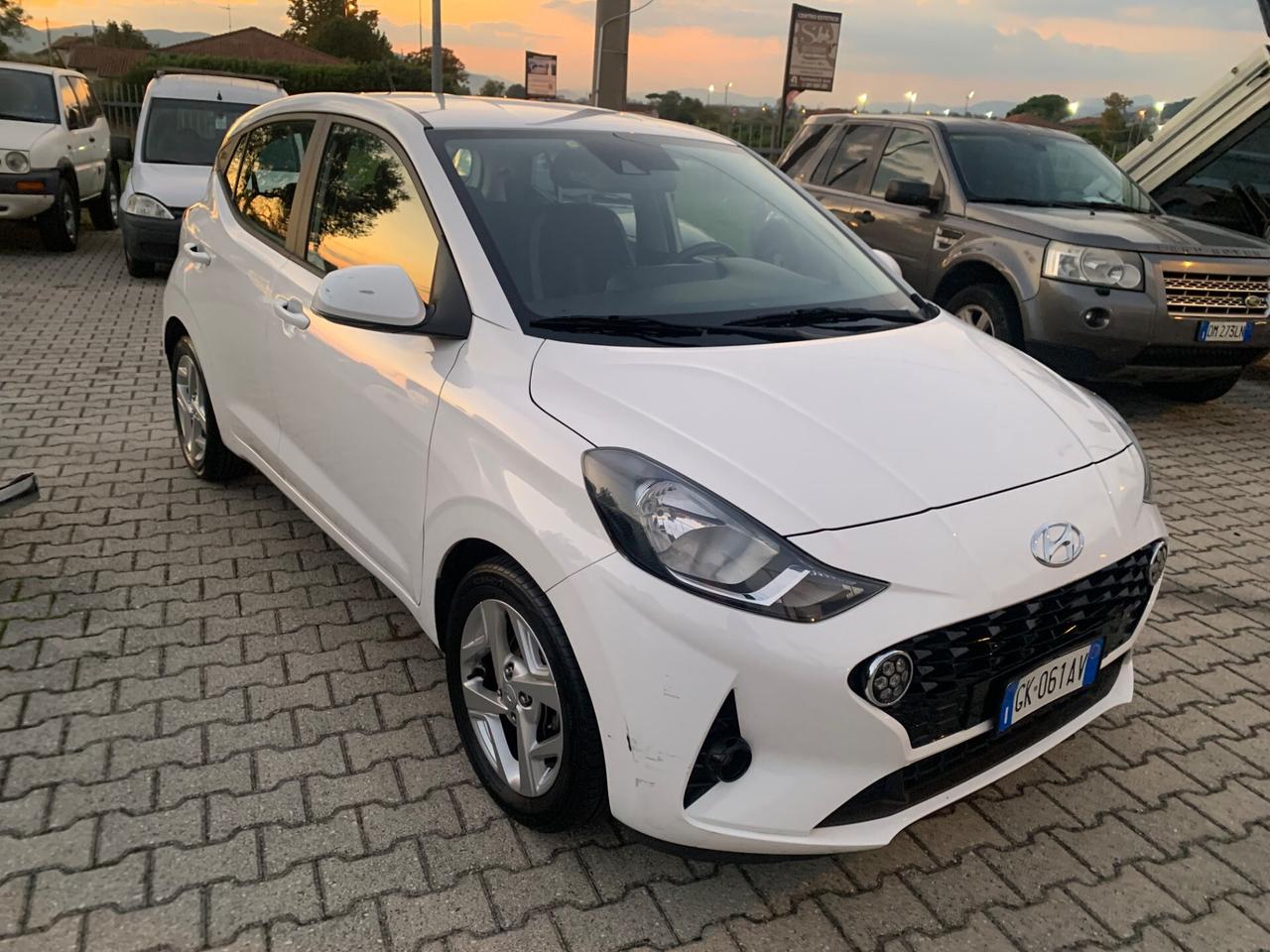 Hyundai i10 1.0 MPI Tech unipro