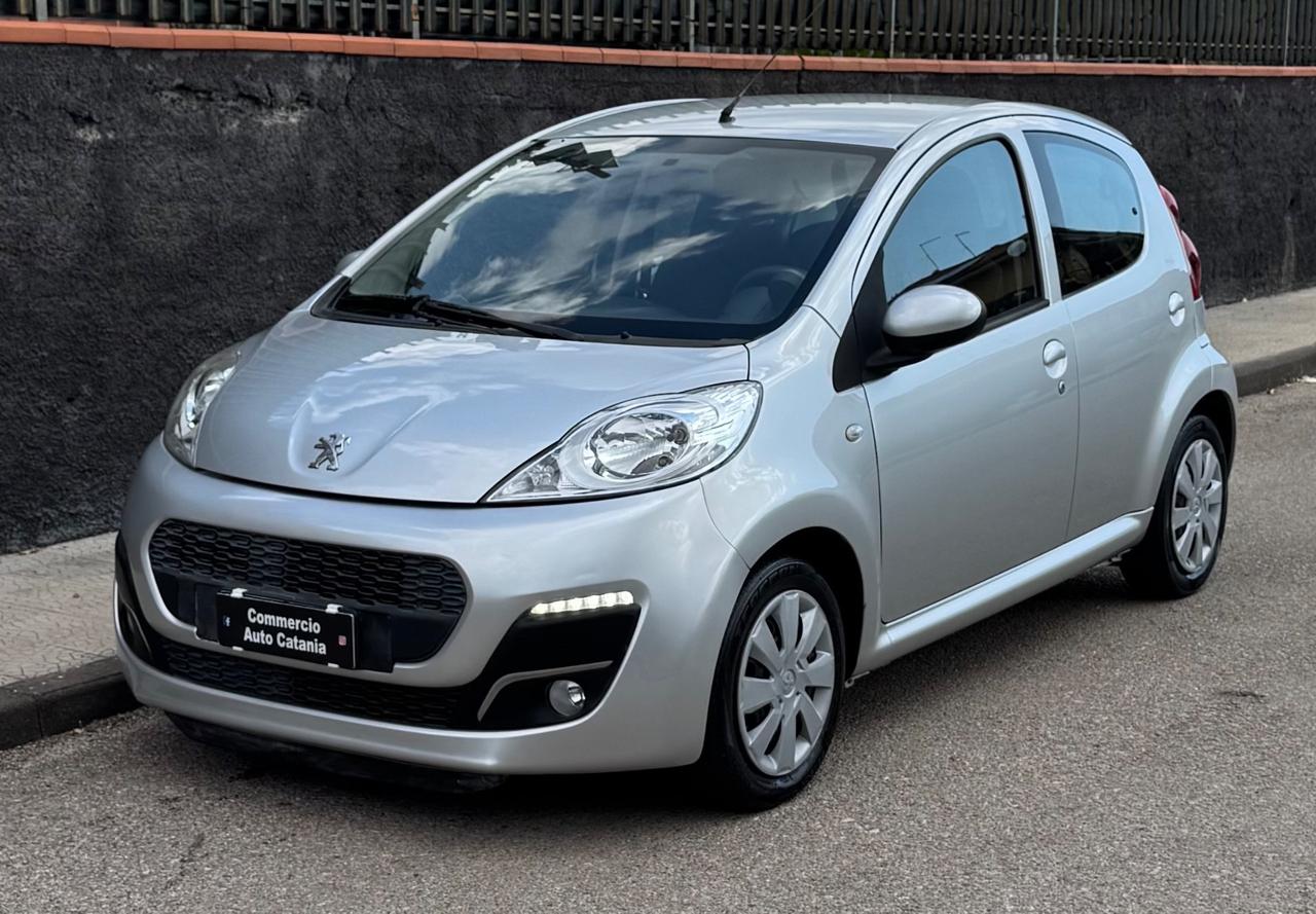 Peugeot 107 1.0 CLIMATIZZATORE