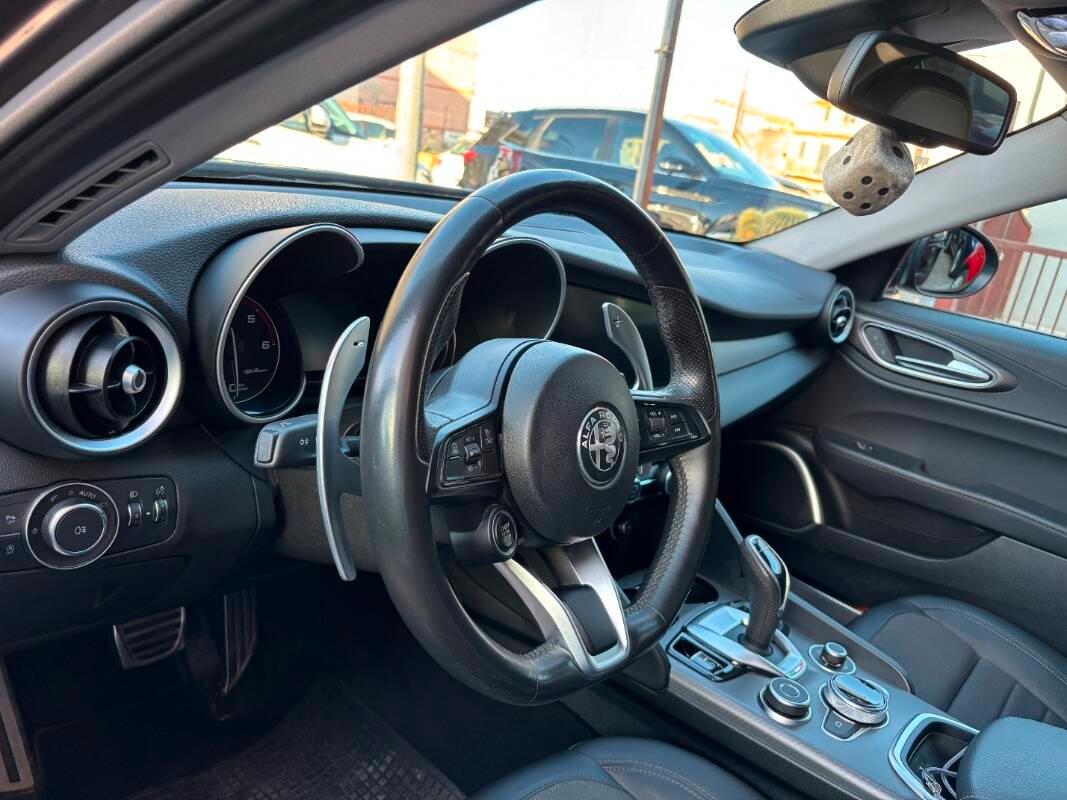 Alfa Romeo Giulia 2.2 t Sprint 190cv auto
