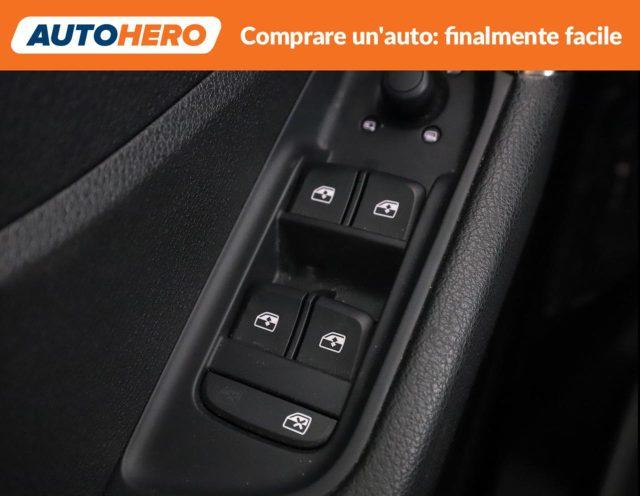 AUDI Q2 30 TDI S tronic Identity Black