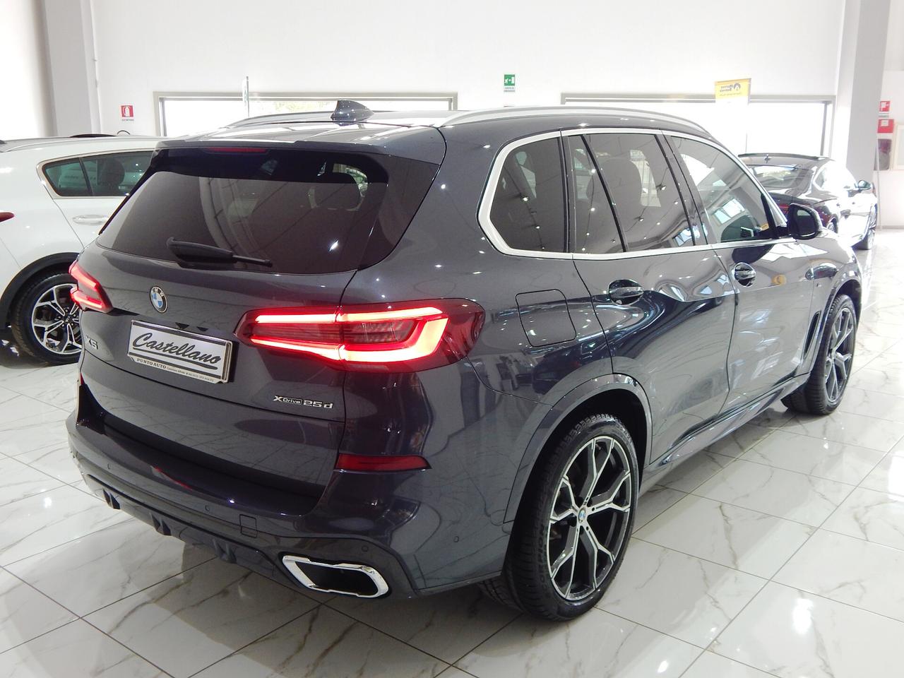 BMW X5 xdrive25d M-Sport Aut. TETTO-NAVI-PELLE-PARK-RADAR