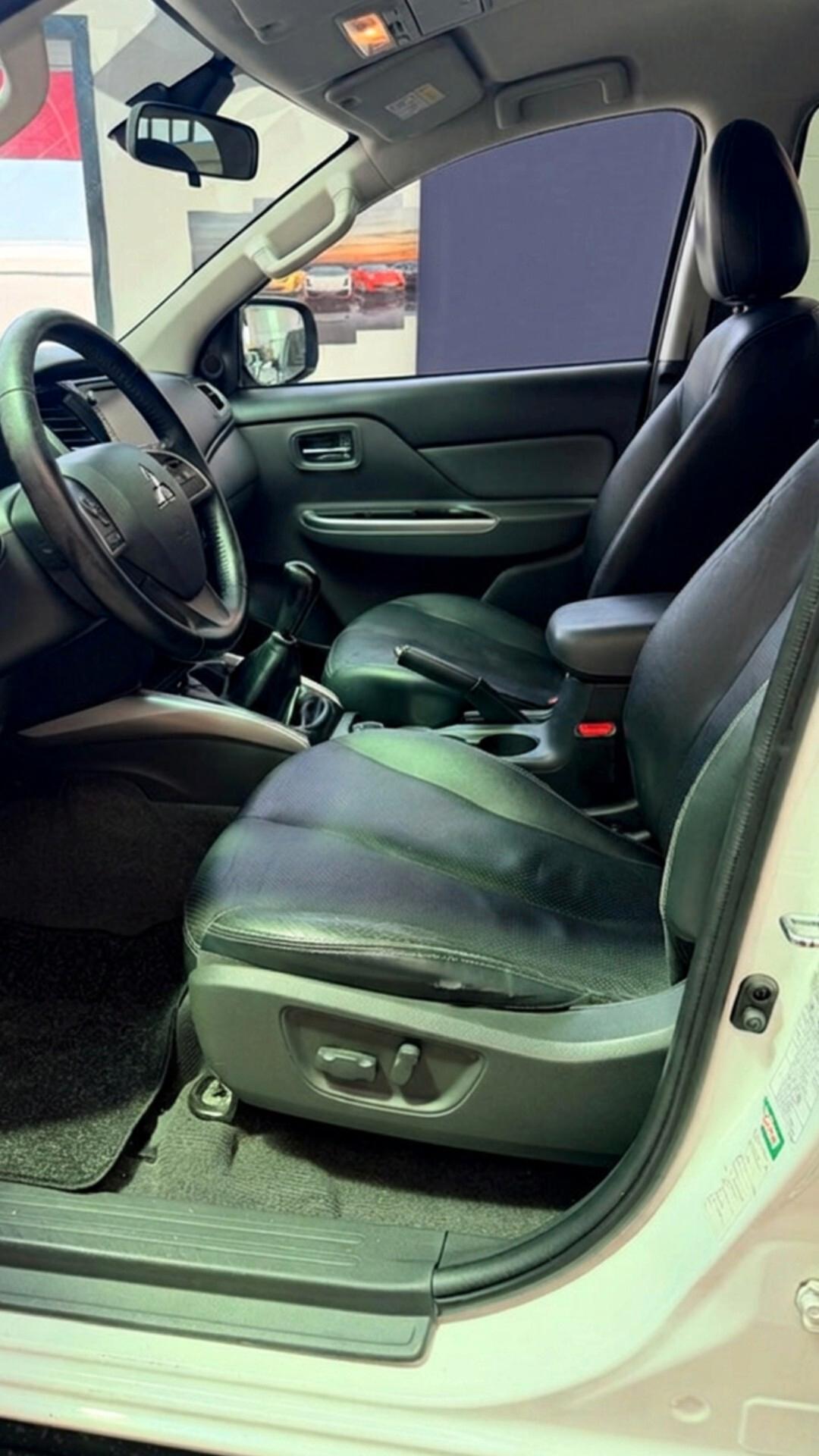Mitsubishi L200 2.4 DI-D/180 CV Doppia Cabina Full Optional