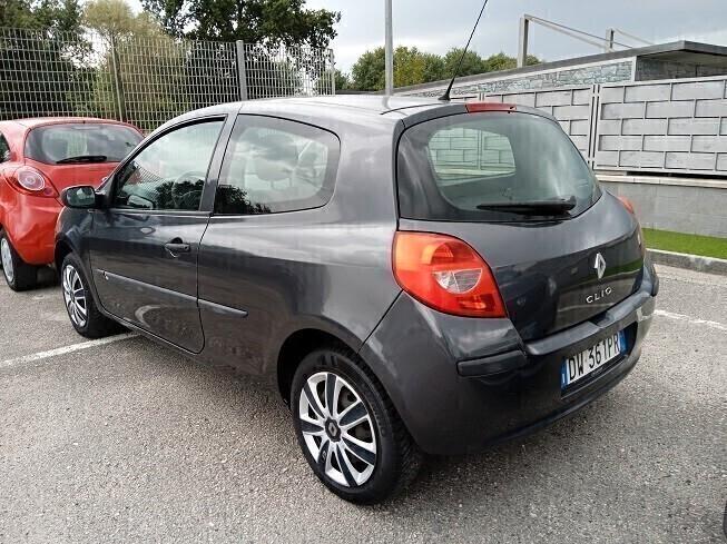 Renault Clio 1.2 3 porte - 2009