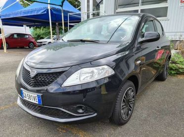 Lancia Ypsilon 1.2 Black and Noir s