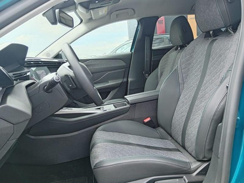 Peugeot 408 Allure Pack PureTech 130 EAT8 S&S aut.