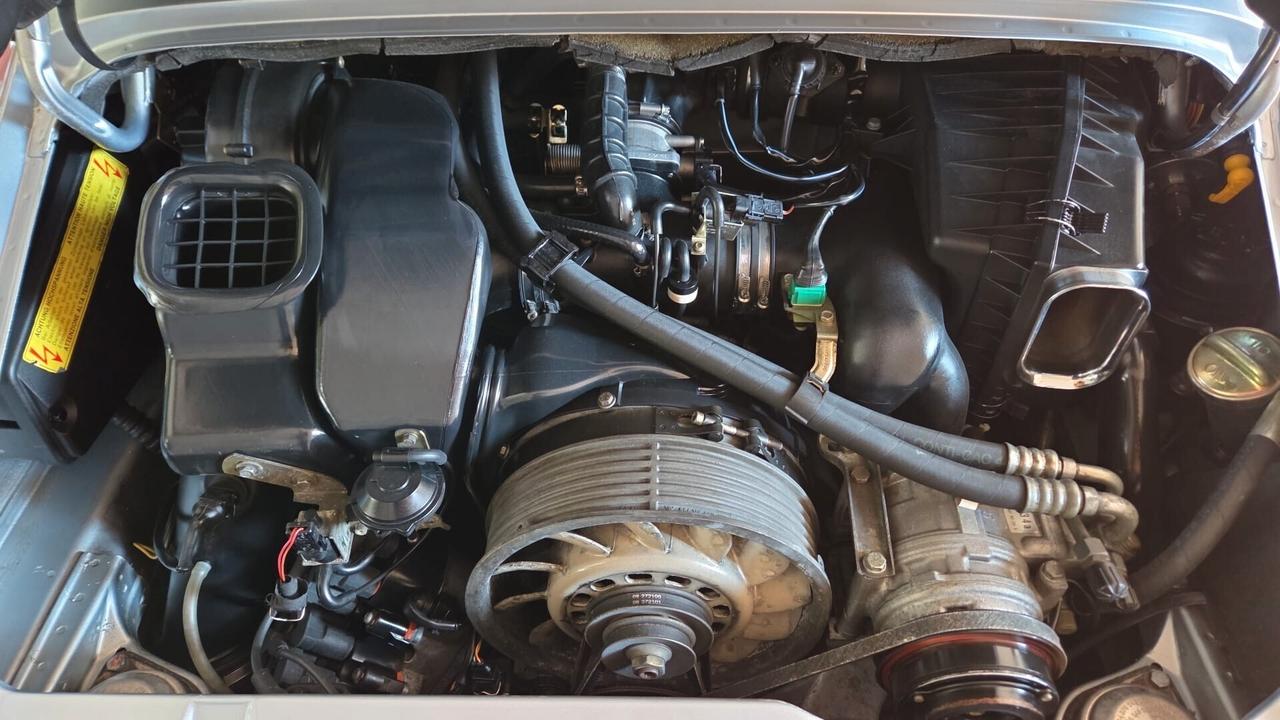 Porsche 911 993 Carrera2 Cabriolet Book service asi
