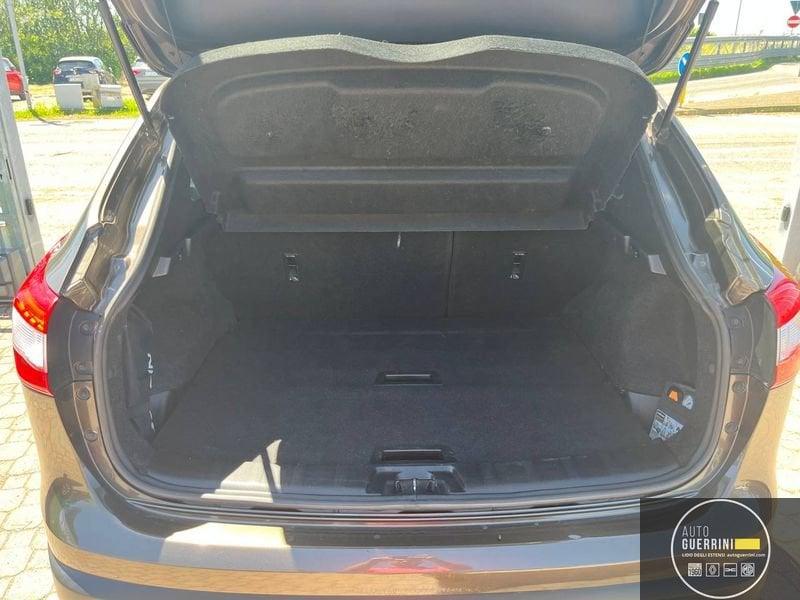 Nissan Qashqai 1.5 dCi N-Connecta