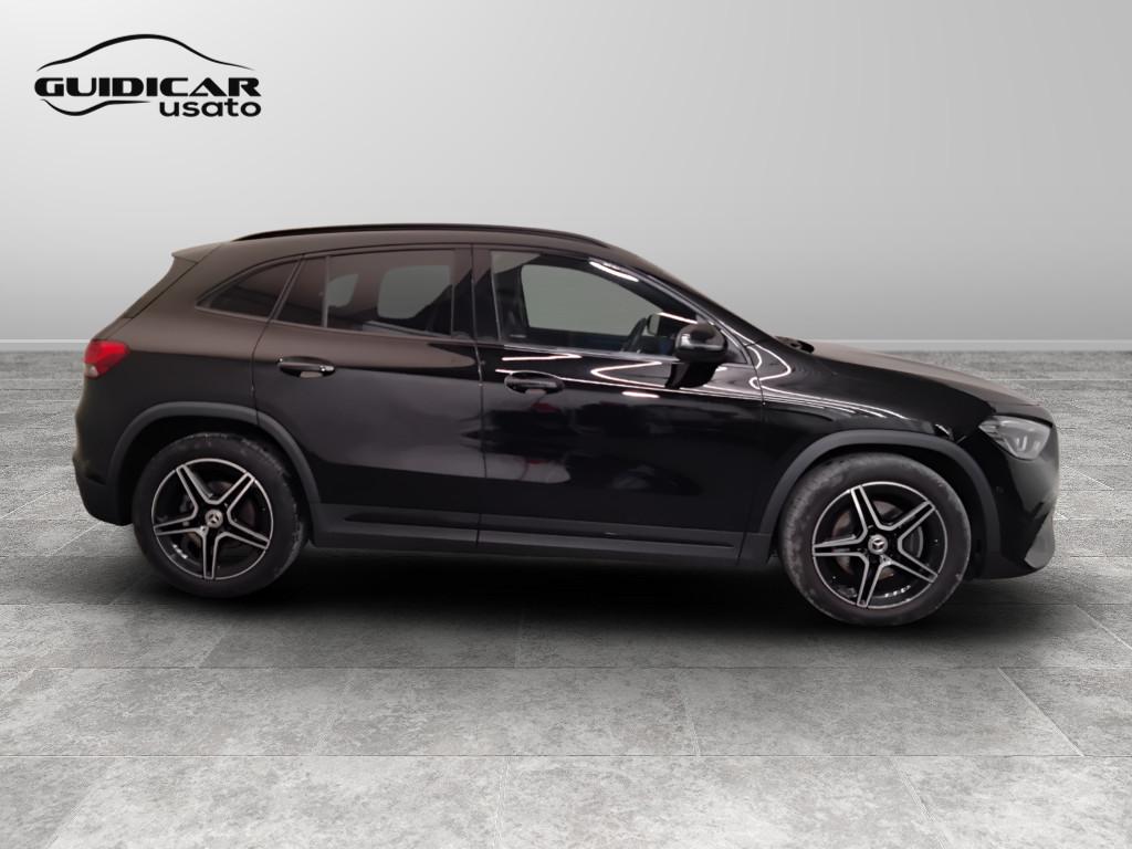Mercedes-Benz GLA-H247 2020 - GLA 180 d Premium auto